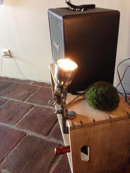 Ma lampe serre-joint!
http://www.facebook.com/Camille82000