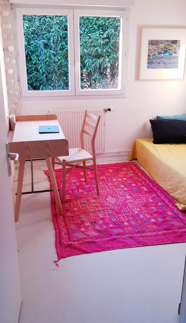 Stuhl gekauft auf pib, der wunderbar mit dem ganzen Interieur geht, sogar die Qualitt des Produkts ist erstaunlich. Groartiger Qualittspreis, danke!