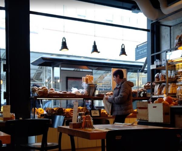 perfekte Lampen fr die Bagel Bakery Bar in London! Sehen Sie sie in 236D Fulham Rd, Kensington