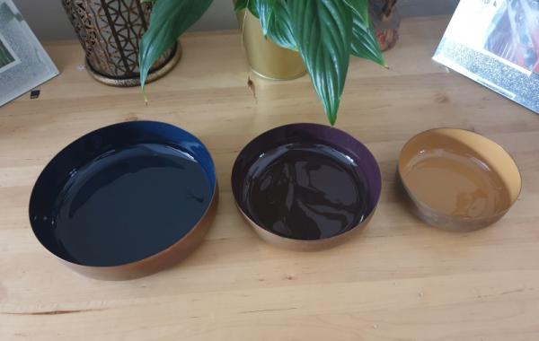 I love these bowls. The look good and you can see and feel the quality.