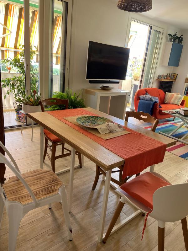 Vielen Dank, der Stuhl ist perfekt!