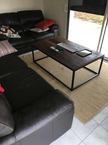 Bonjour ,

J'ai bien reu mon article , trs belle table basse de qualit , je suis trs content de mon achat ainsi que des services PIB et ce jusqu' livraison incluse.

Cdt


Merci

Christophe 