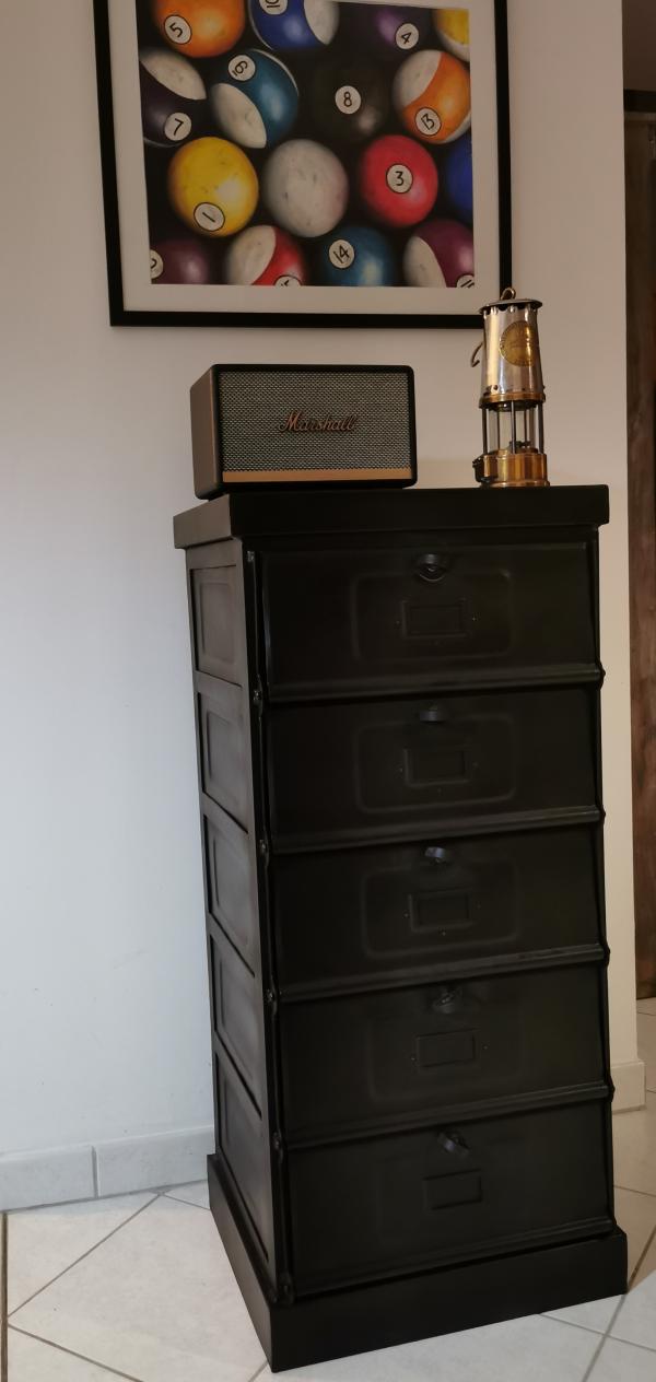 Trs content de mon meuble a clapet, qualit parfaite 