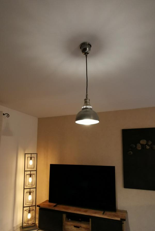 Satisfait de l'effet de lumière promis sur la description du produit