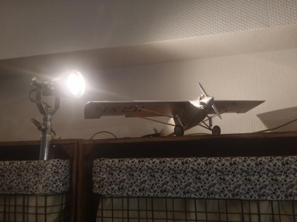 Lampe serre-joint en métal argenté