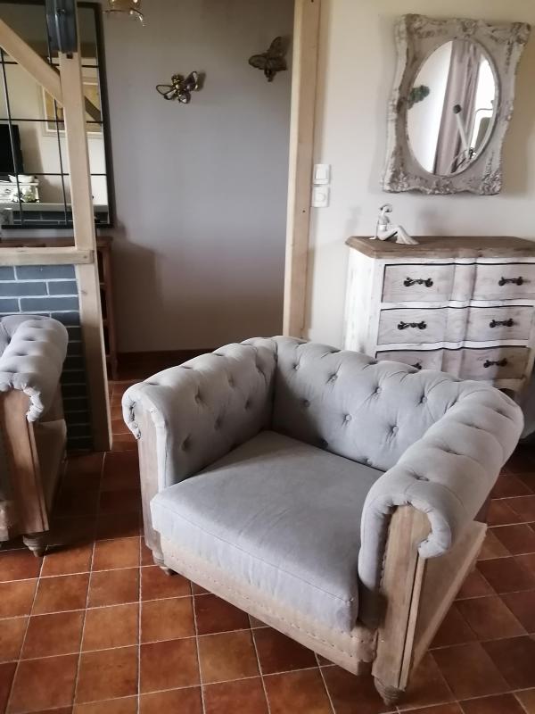Fauteuil chesterfield en lin et coton gris