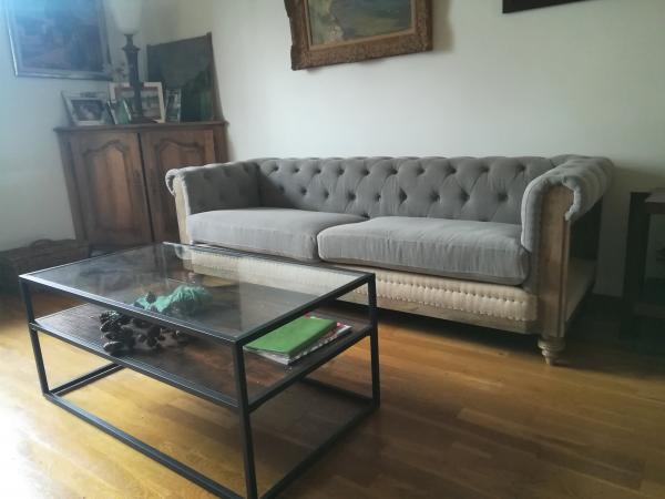 Grand canapé chesterfield lin et coton gris