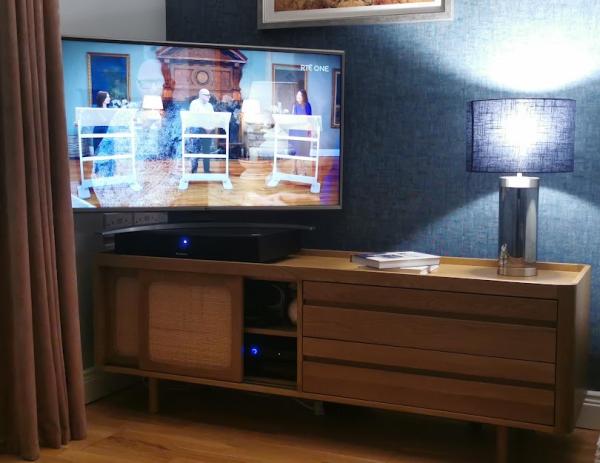 Meuble TV en chêne clair