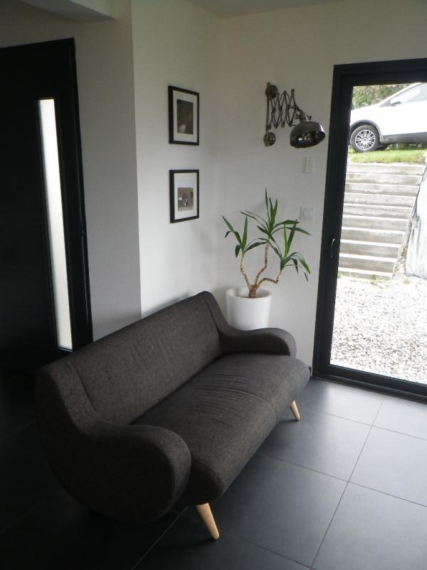 Canap� Gen�ve et applique accord�on
