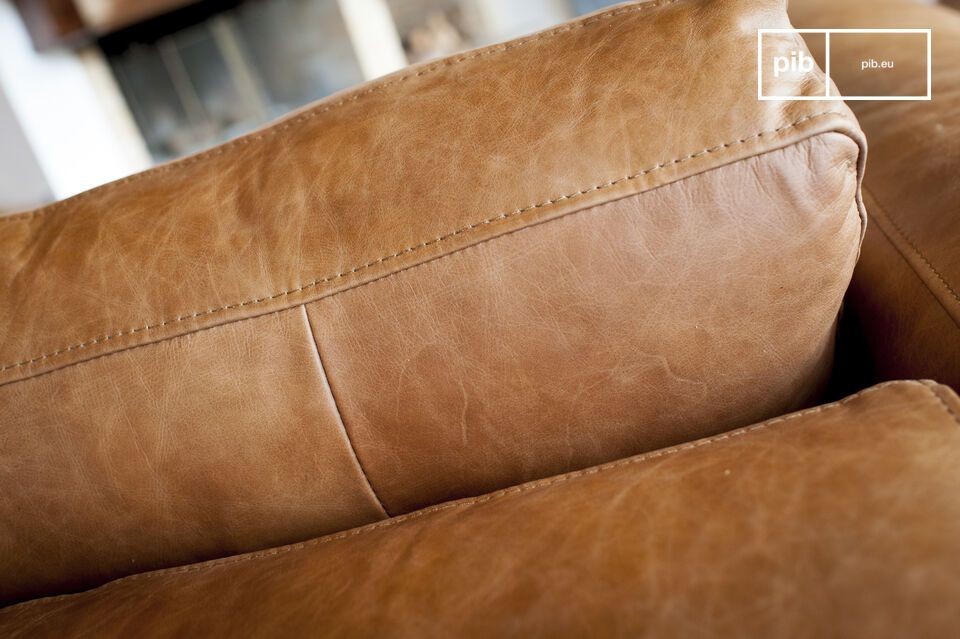 De wielen zwenken volledig en de rugleuning kantelt, voor nog meer comfort en ondersteuning