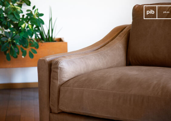 The leather here is full grain aniline, synonymous with excellence.