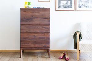 5-drawer walnut chest of drawers Hemët