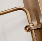 Sublime brass finishes, slightly gilded and aged.