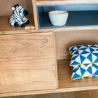 La cassettiera offre un bellissimo spazio di archiviazione.