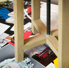 A pretty light-coloured base, very elegant.