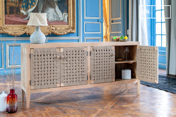 Het Annika hout- en touwdressoir heeft de ideale verhoudingen om uw kamer te verfraaien zonder hem