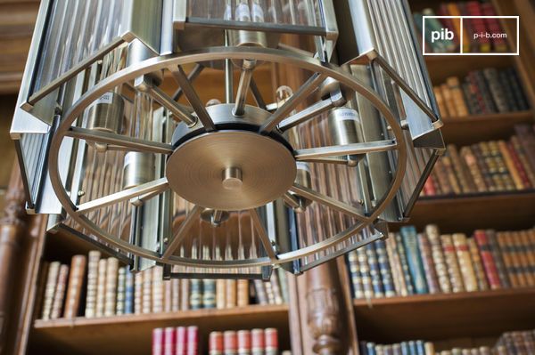 The finishes are impeccable, and the use of brass guarantees durability.