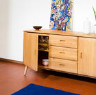 Los dos estantes son desmontables y ajustables