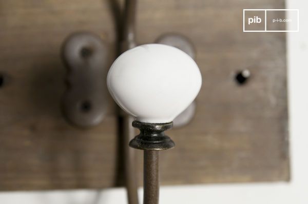 Accessorio in stile vintage per appendere i tuoi abiti