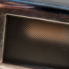 Realizzato in un unico blocco di ottone