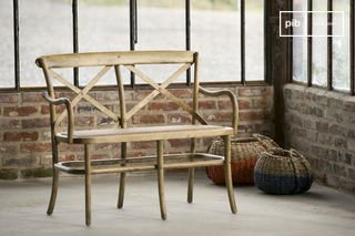 Banc en bois finition naturelle