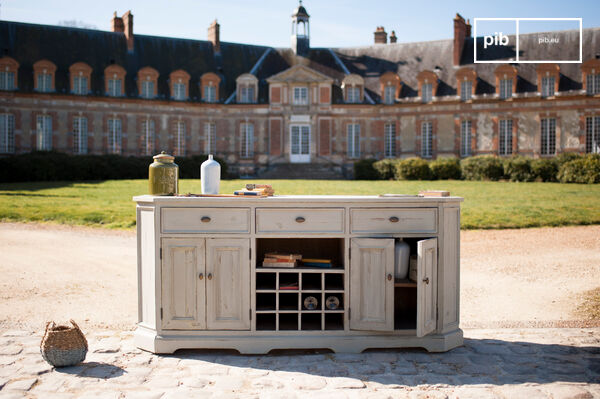 A charming sideboard with vintage style