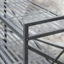 Metalen design en keurige glans