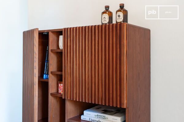 Un design géométrique adouci par des angles arrondis.