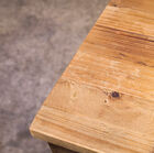 De kast heeft 3 diepe lades die genoeg ruimte bieden voor al je spullen