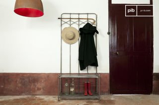 Café de Paris coat rack