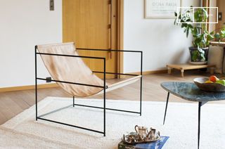 Casperünd hanging leather armchair