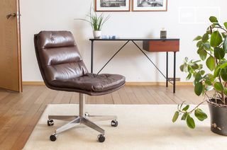 Chaise de bureau en cuir marron Breunor