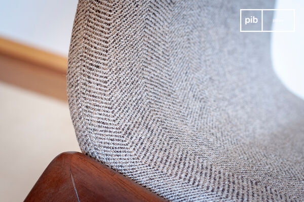 La réussite du design s'appuie sur l'association d'angles et de courbes.