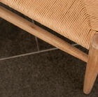 Sobre et élégante avec son bois clair