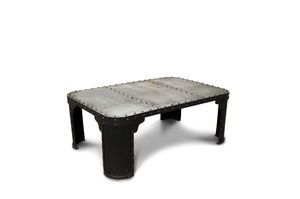 Industrial black metal coffee table Brigor