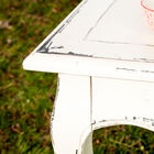 Esta mesa está hecha de madera de olmo, una madera muy noble