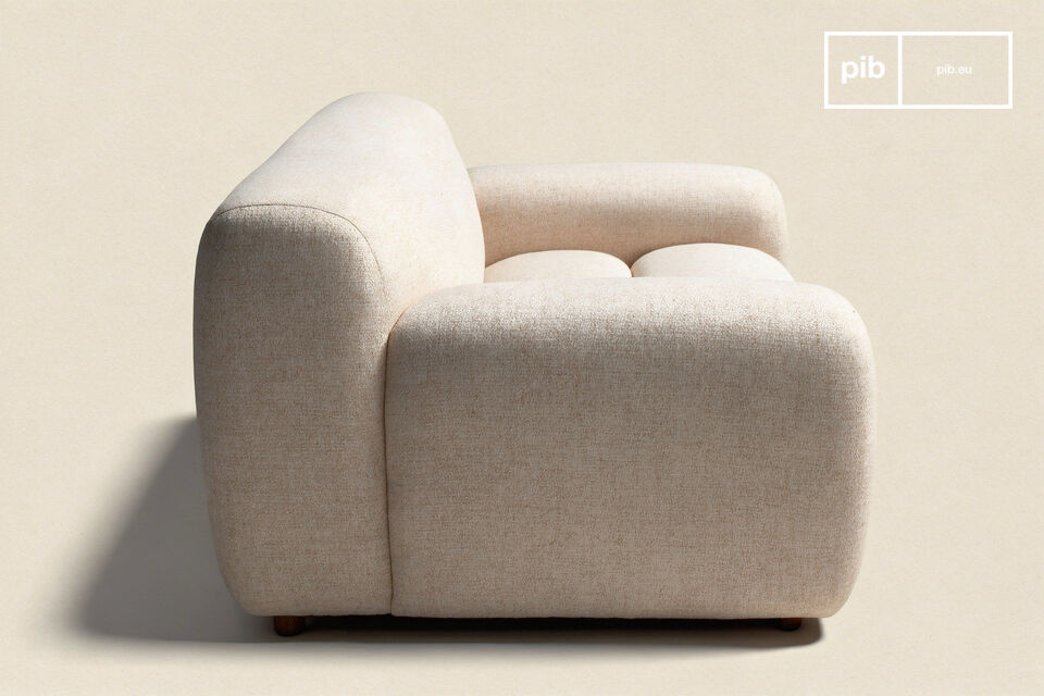 The wide-grained woven fabric envelops the entire structure