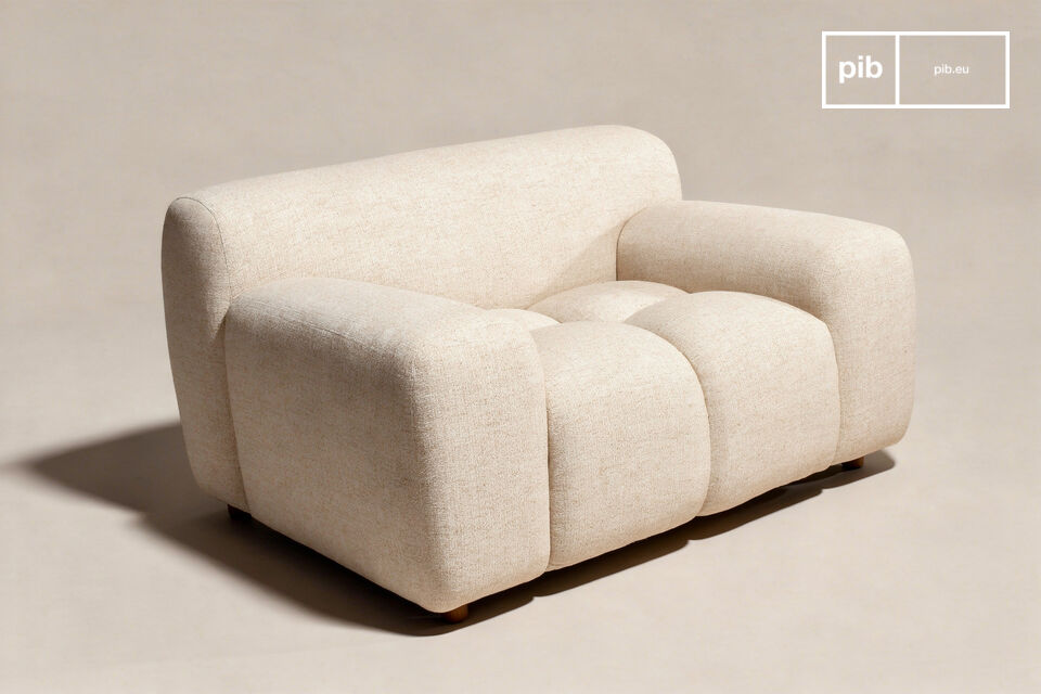 The choice of a deep seat and low backrest is in keeping with the style of 1970s lounge furniture
