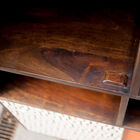 La credenza vintage Londress è un perfetto esempio dello stile Scandinavo grazie al suo legno