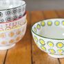 Encanto retro con patrones de colores