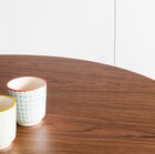 The table Daire has the elegance of the distinctive Scandinavian tables with the design of the 60s