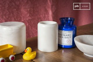 Witte marmeren container