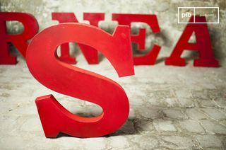 Dekorativer Buchstabe S Art