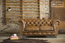 Divano Chesterfield a 2 posti in pelle color fulvo Saint Paul