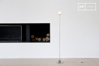 Metallic reading lamp