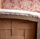 Choose a chair combining a bohemian spirit full or charm and with a trendy destructured aspect