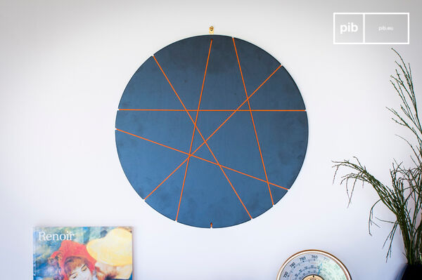 De fotolijst is ultra grafisch.