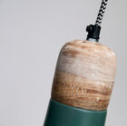 Prachtige combinatie van licht hout en blauw.