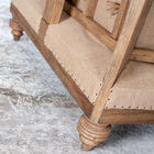 Ce fauteuil permettra des heures de détente et embellira votre salon d'une touche rétro chic