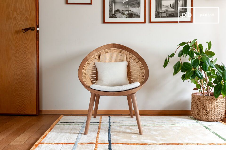 L'assise prend la forme d'une feuille nervurée épurée.